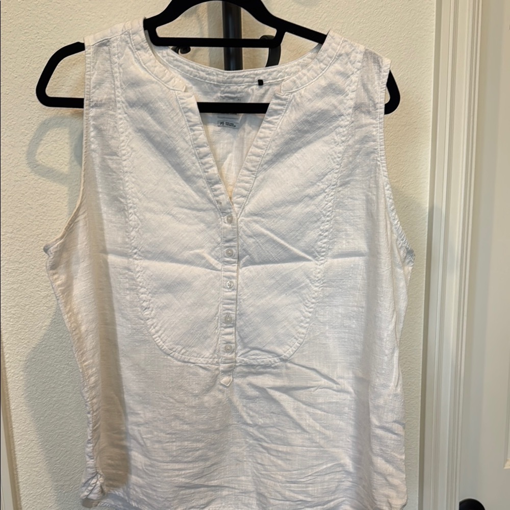 Prana White Buttoned Mandarin Collar Blouse